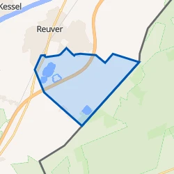 Kaart van Verspreide huizen ten oosten en zuiden van de spoorlijn